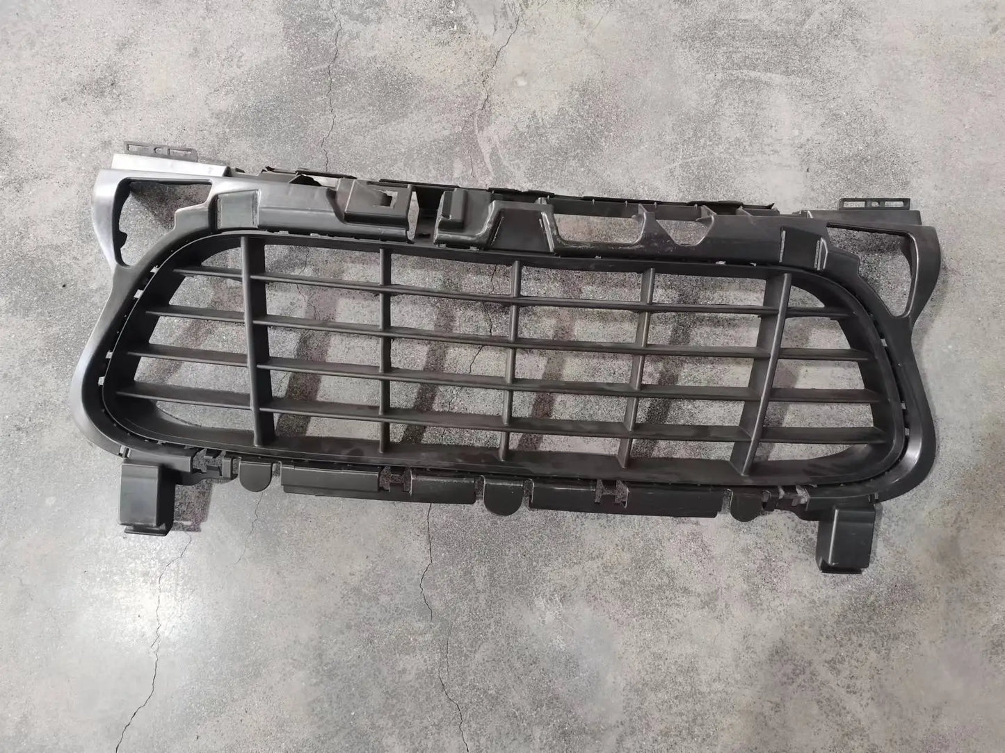 95850568311 Factory Outlet Car Parts With Car Bumper Grille for Porsche 958 Cayenne Turbo 2011-2014