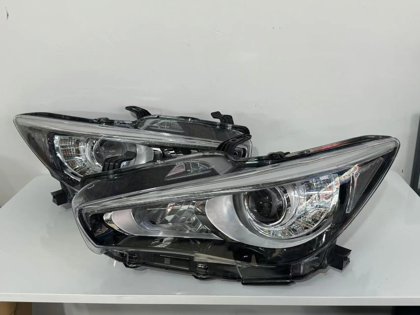 For Infiniti Q50 Headlights Automotive Lighting System LED Headlights 2014-2017