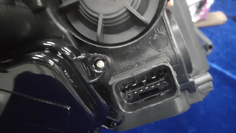 Headlights for BMW 3 Series E90 2005-12 LED Headlights Assembly New Condition Car Accessories for BMW E90 320 325 - BAIMI Car Parts