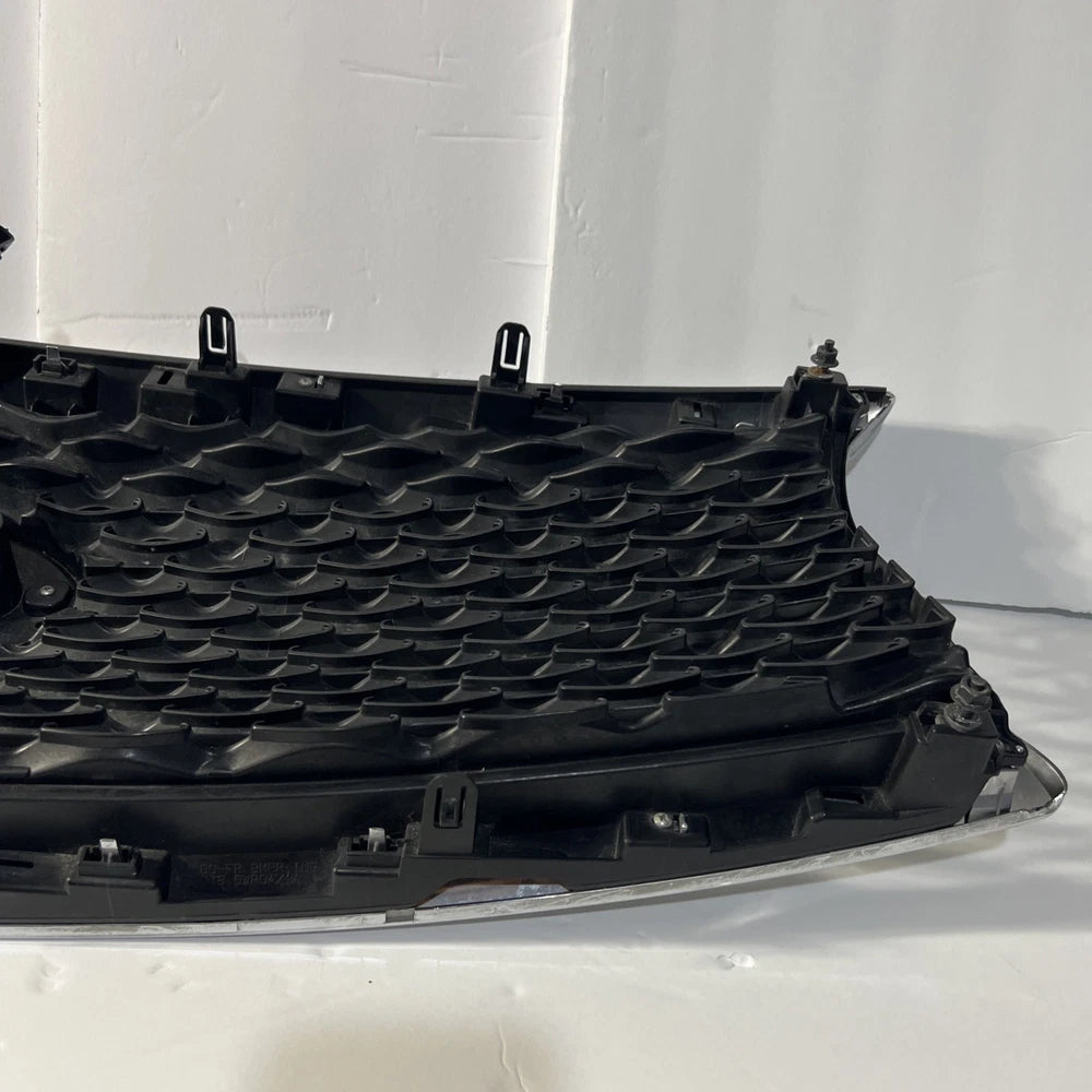 retail car grill for Infiniti 2015 2016 2017 Qx80 Grille Chrome With Camera Hole OEM 62310 5za0a