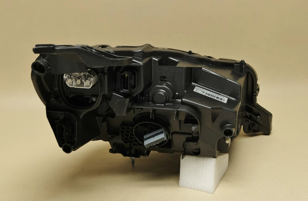 wholesale Headlight Peugeot 208 & 2008 II MK2 2019-2022 Adaptive LED, left/passenger side