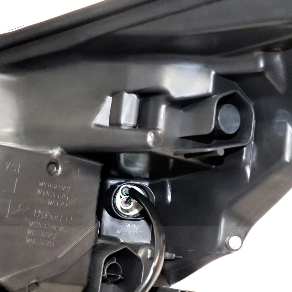 retail Headlight Assembly for Subaru Forester 2019-2020 OE/OEM Part Number: 84001SJ061