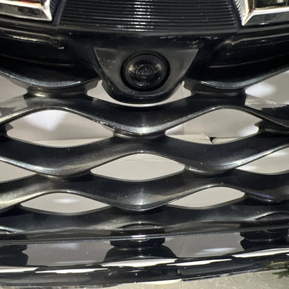 wholesale car grill for Infiniti 2015 2016 2017 Qx80 Grille Chrome With Camera Hole OEM 62310 5za0a