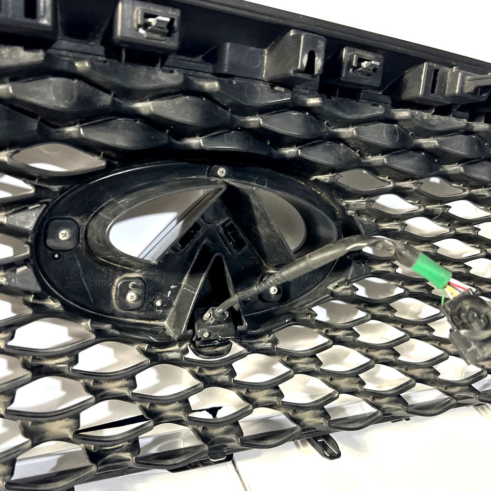 retail car grill for Infiniti 2015 2016 2017 Qx80 Grille Chrome With Camera Hole OEM 62310 5za0a